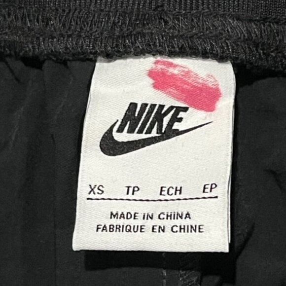 Nike NWOT Women's Sportswear Essential Woven Black Fleece Jogger High Rise Pants - Picture 13 of 14
